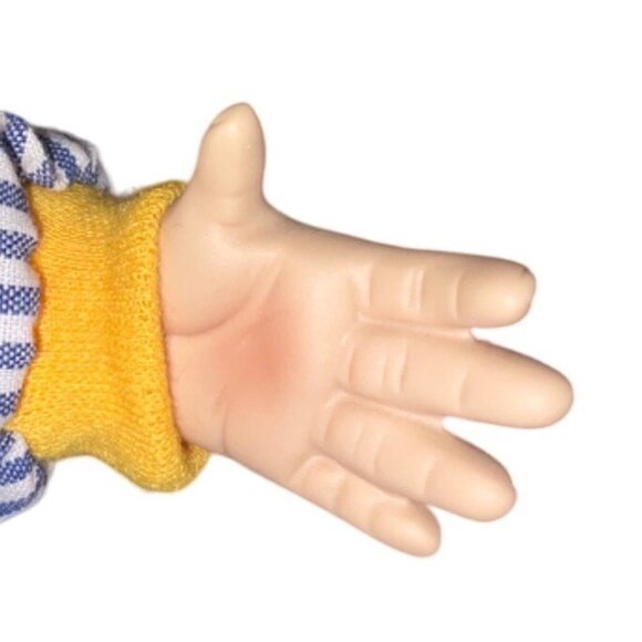 Yolanda Bello 1996 McDonalds Express Porcelain Boy Doll With COA - Picture 8 of 16